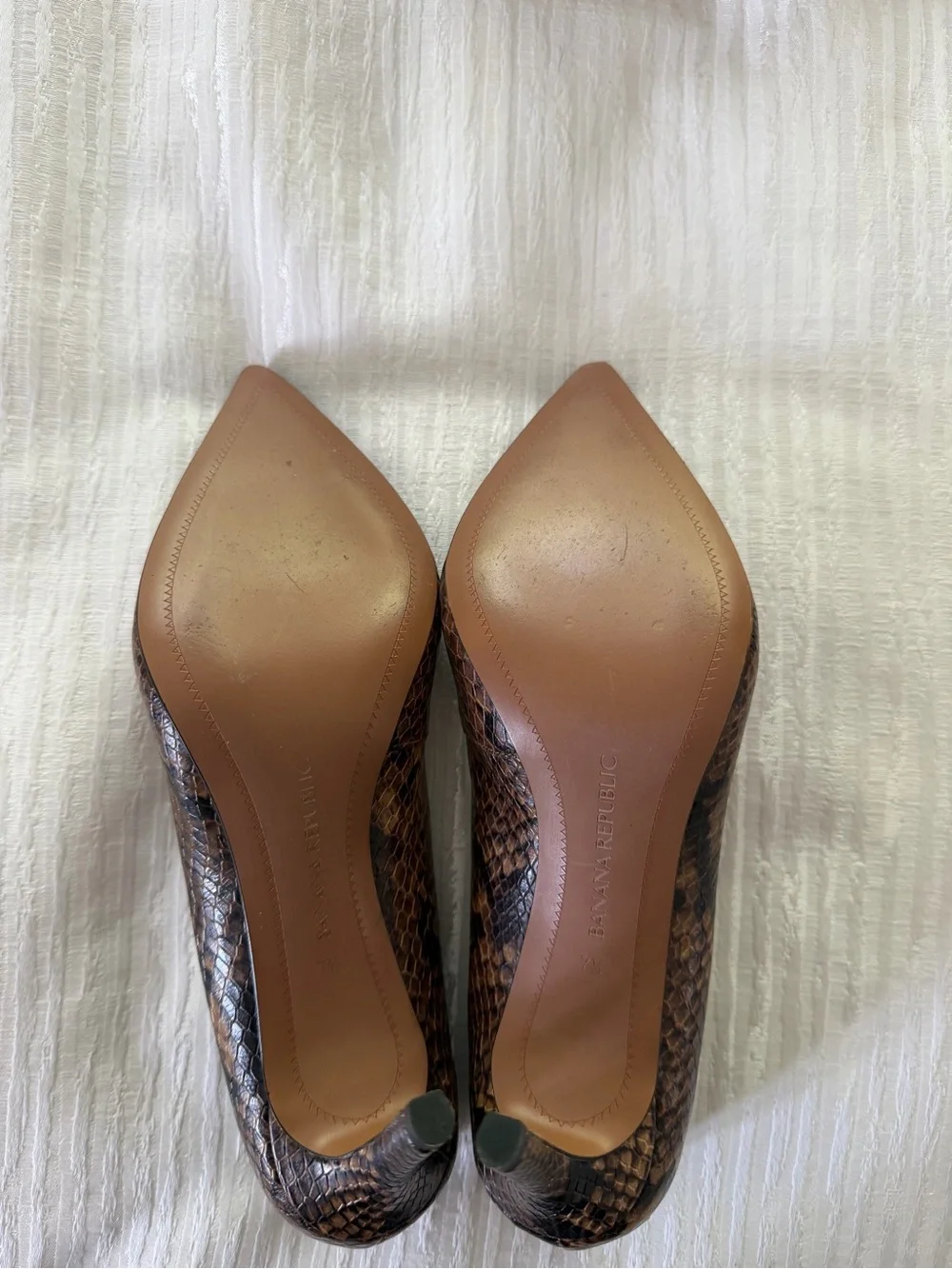 Vintage Banana Republic Brown Snake-Print Pointed Toe Pumps